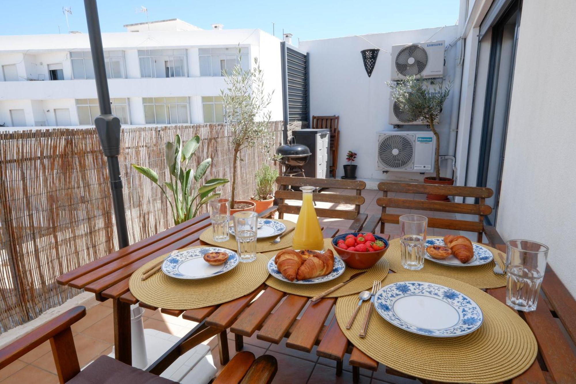 Spacious Terrace, Swimming Pool, Private Parking Olhao Exterior photo